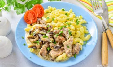 Фрикасе из свинины с грибами