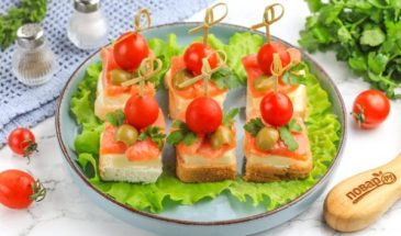 Канапе с семгой на шпажках