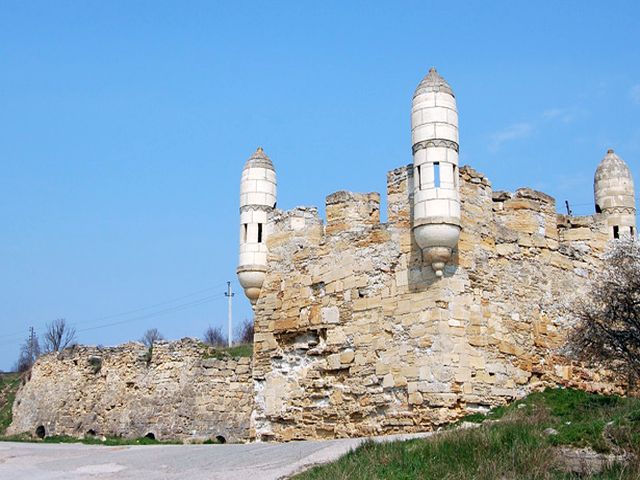 Древняя крепость Эни-Кале