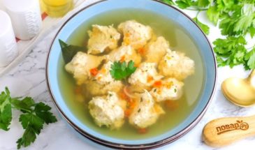 Клецки из куриного филе с луком