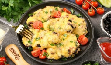 Курица с черносливом в духовке