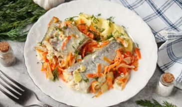 Минтай в молоке в мультиварке