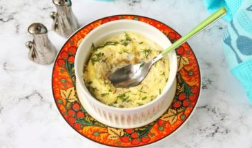 Омлет с консервированной горбушей