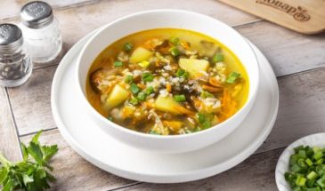 Овощной суп с рисом и морской капустой