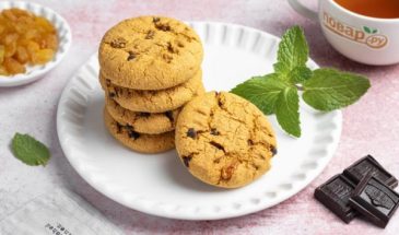 Овсяное печенье с изюмом и шоколадом
