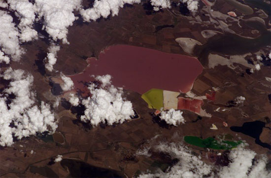 Перекопский перешеек, Армянск, фото из Космоса