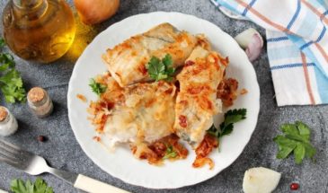 Пикша с луком