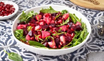 Салат из свеклы с гранатом и чесноком
