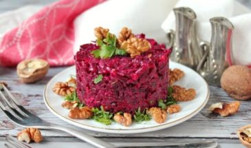 Салат из свеклы с орехами и кинзой