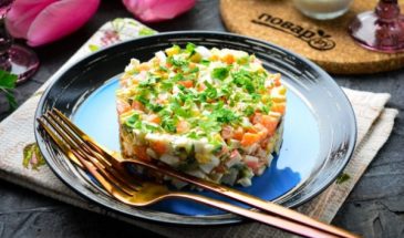 Салат «Неженка» с крабовыми палочками