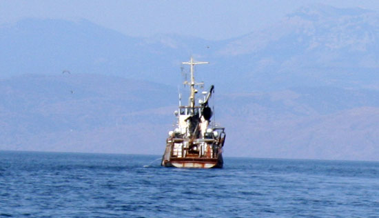 Рыболовецкое судно, Крым, 2009