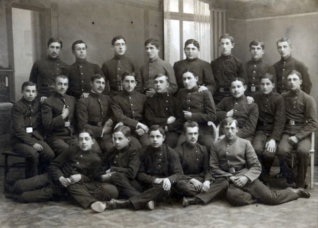 Шестой класс мужской гимназии. 1915 год