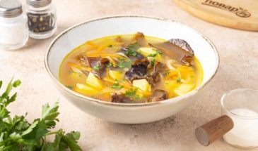 Суп с древесными грибами