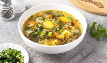 Суп с морской капустой и рисом