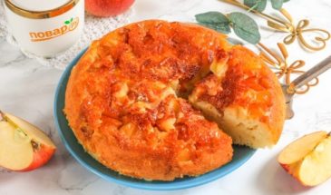 Творожный пирог на сковороде с яблоками