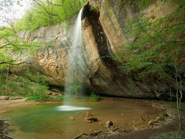 Крымский водопад "козырёк"