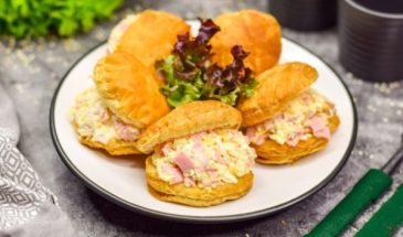Закуска «Ракушки» из слоеного теста с начинкой