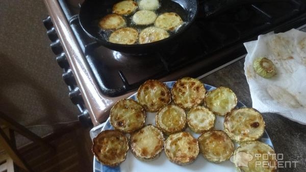 Рецепт: Кабачки жареные, закусочные - Очень красивое и вкусное блюдо.